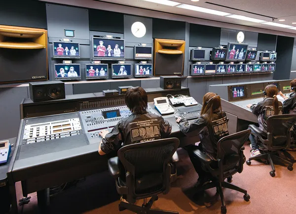 副調整室（サブコントロールルーム）