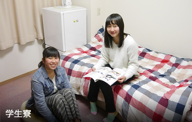 開放的なカフェテリア