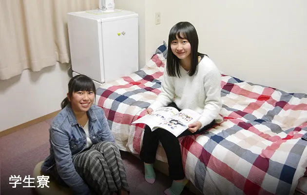 開放的なカフェテリア