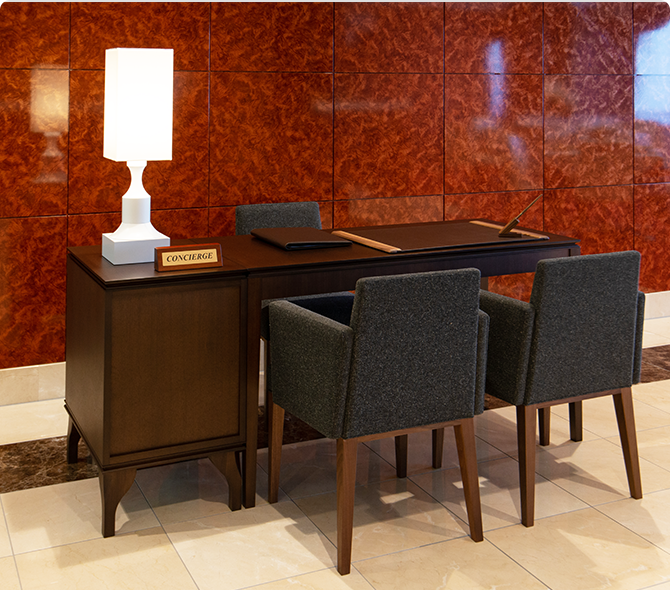 コンシェルジュデスク