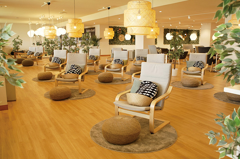 図書館ラウンジ