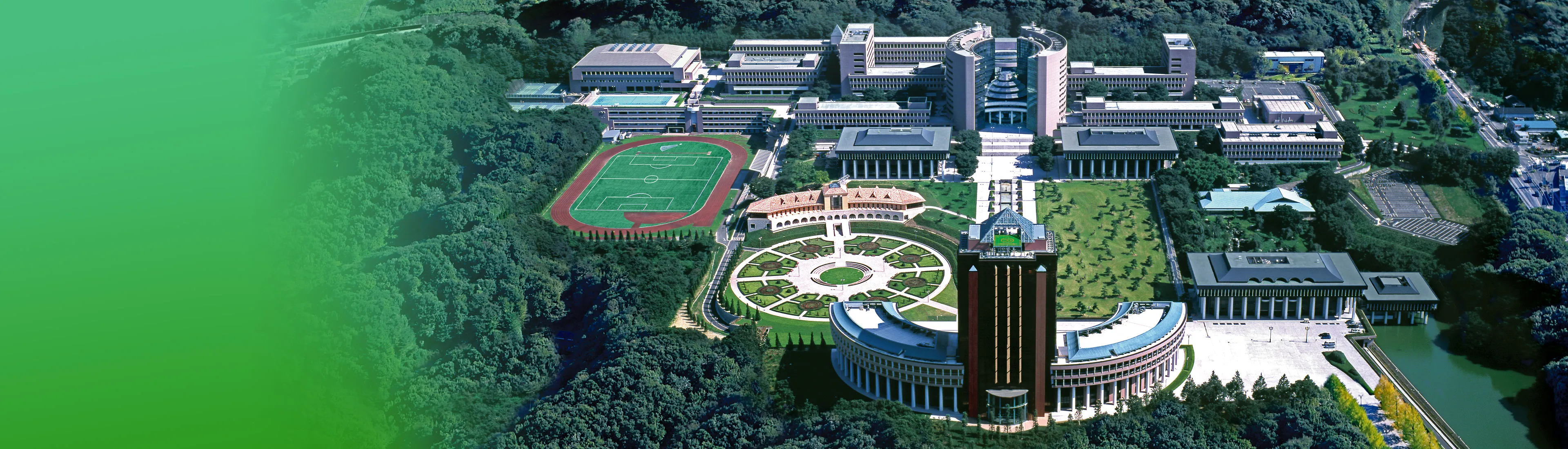 八王子キャンパスの空撮全景写真