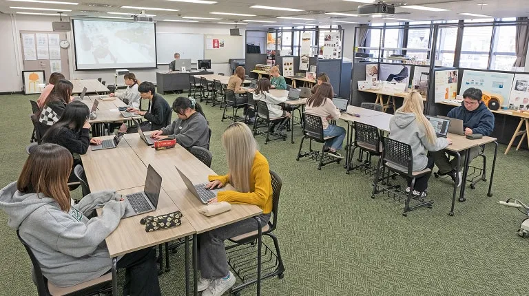 イトーキの学びに寄り添う家具デザイン