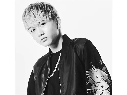 求められる6つの資質を示す図。 作曲・アレンジ、作詞、ステージパフォーマンス＆テクニック、ビジュアル（容姿）、情報発信力、セルフプロデュース。