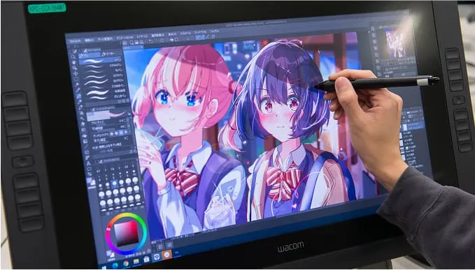 ペンタブレットで仕上げをしている様子