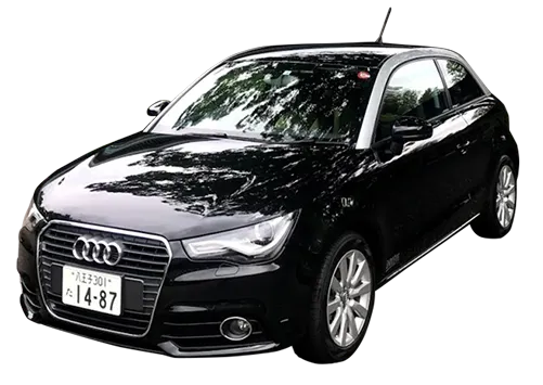 学生が車検ラインの実習を行っている様子