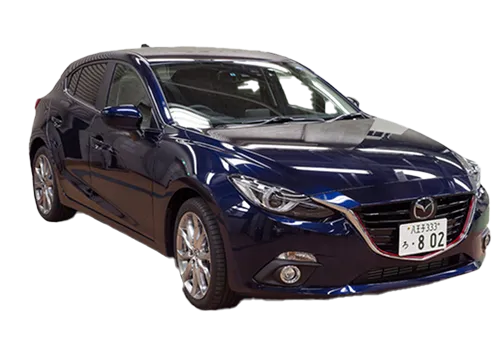 学生が車検ラインの実習を行っている様子