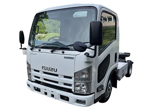 学生が車検ラインの実習を行っている様子