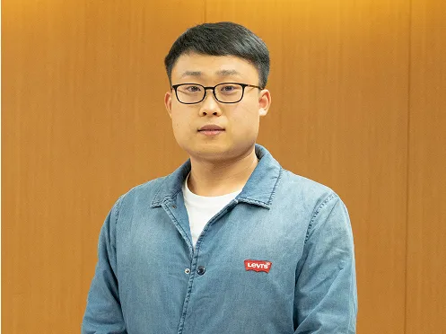 各自動車メーカーのロゴ画像