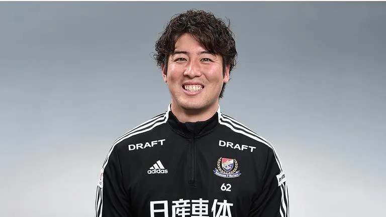 インタビューに応えてくれた男子卒業生のポートレート