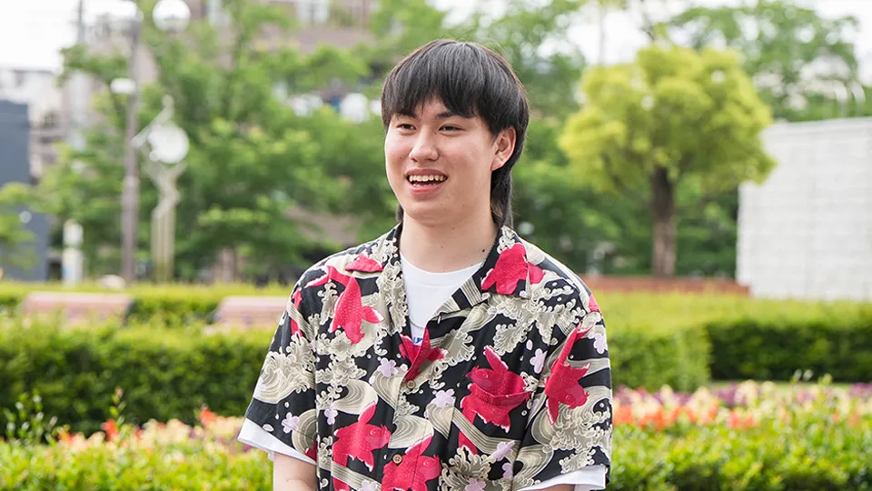 インタビューに応じてくれた学生のポートレート