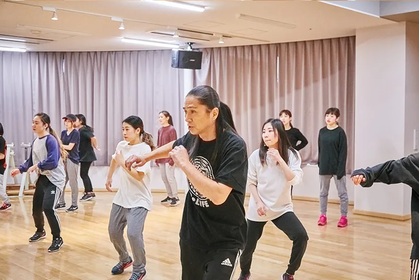 ダレデモダンスの授業風景