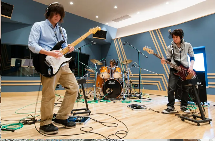 レコーディングスタジオの録音室