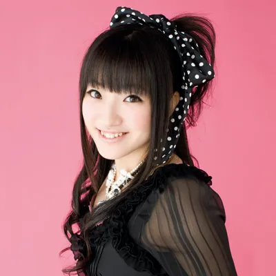 新谷良子さんのポートレート