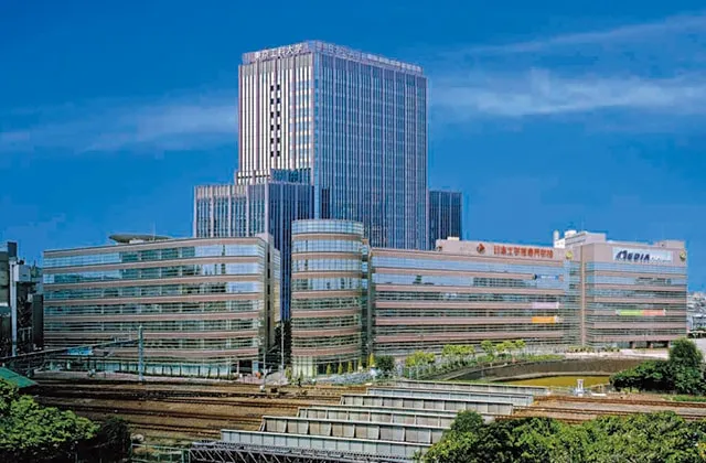 蒲田キャンパス校舎の遠景