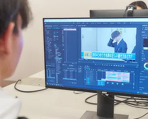 視覚効果を制作しているイラスト