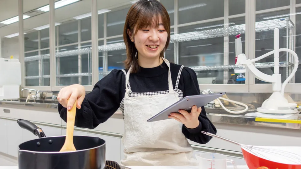 ボトルに入った液体の化粧品