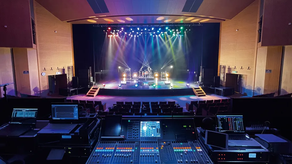 片柳記念ホール