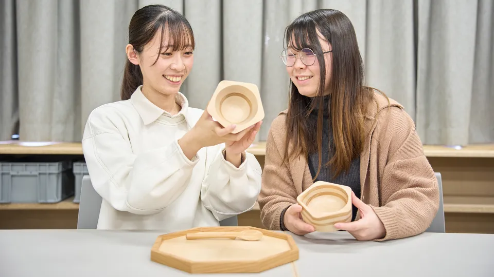 デザイン科プロダクトデザイン専攻学生授業風景