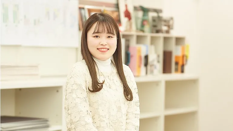 インテリアコーディネーターの資格を取得した学生