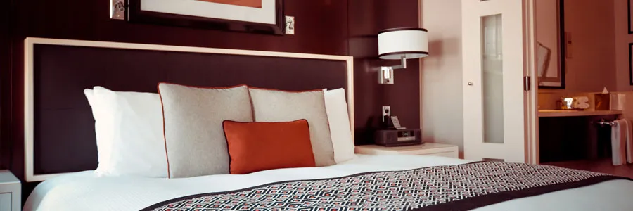 外資系ホテルの寝室のイメージ画像