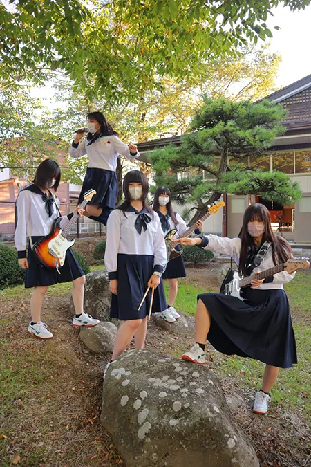 「マスクなんて吹っ飛ばせ」