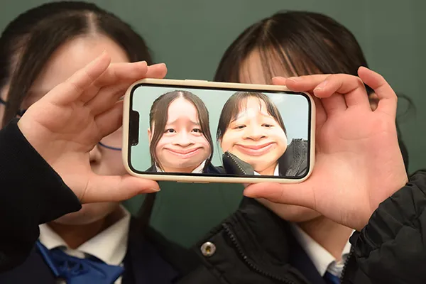 「バーチャ”リア”ル」