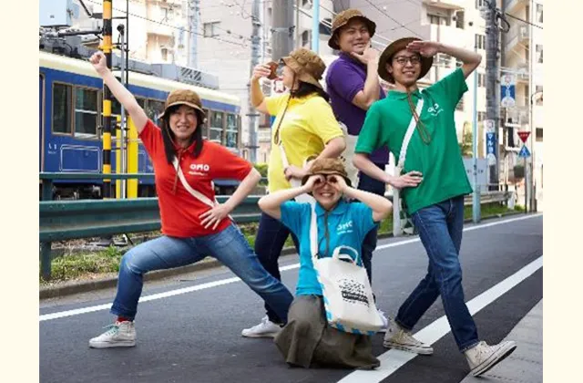 ご近所ガイドOMOレンジャーの集合ポーズ