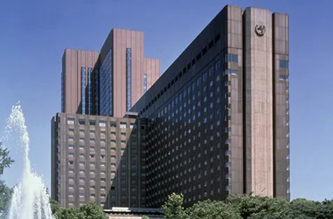 重厚な帝国ホテルの外観