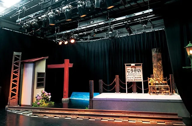 学生の手によるセット