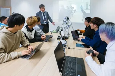 指導を受けている様子