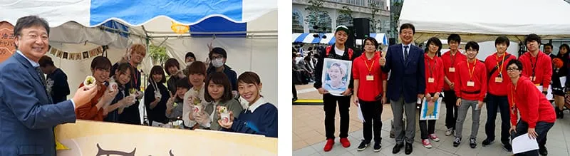 全粒粉で作るインドの無発酵パン、チャパティに具を巻いた軽食出店の学生たち、赤いスタッフパーカーの実行委員たちと1枚ずつ記念撮影