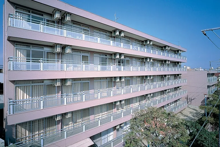 普遍的なデザインをベランダ側から撮影