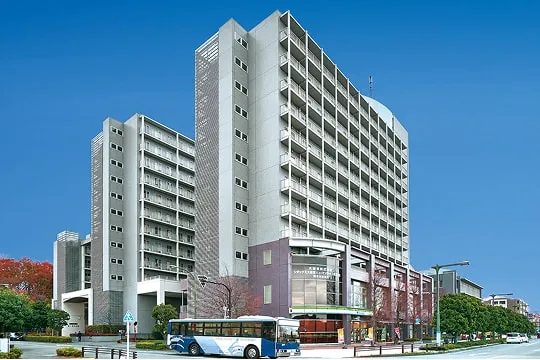 マンションのような外観の学生寮