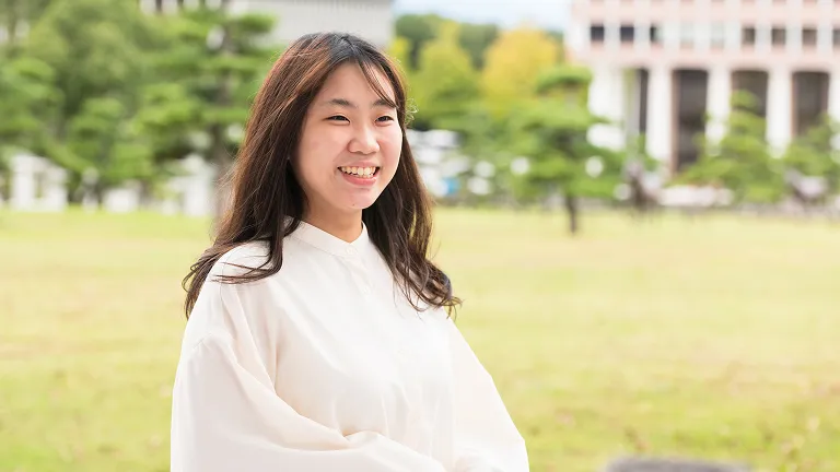 大学に編入した学生