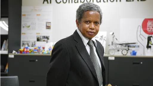 ラザフィマナンテナ エドゥアルド アンジアナリジャウナ先生