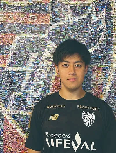 正面を向いている小澤 佑介さん