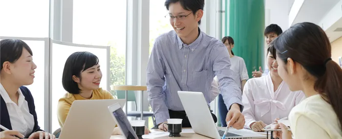 チームミーティングのイメージ画像