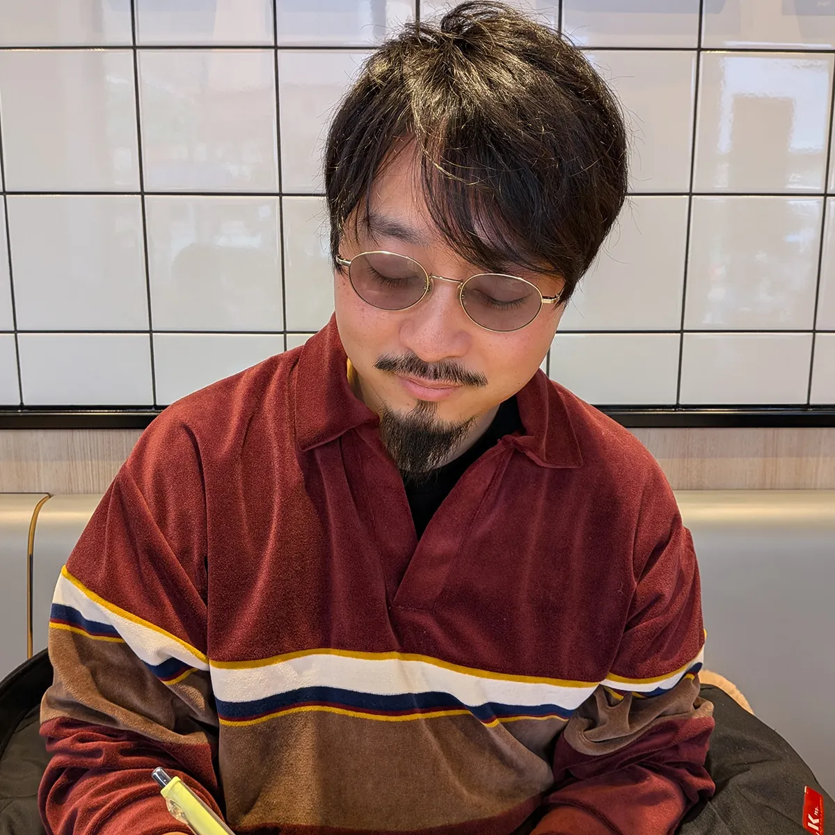 しゅらけん 先生