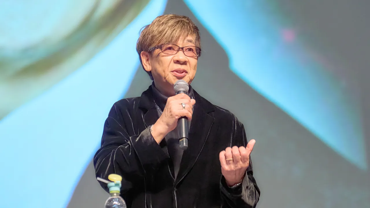 質問に答える山寺さん