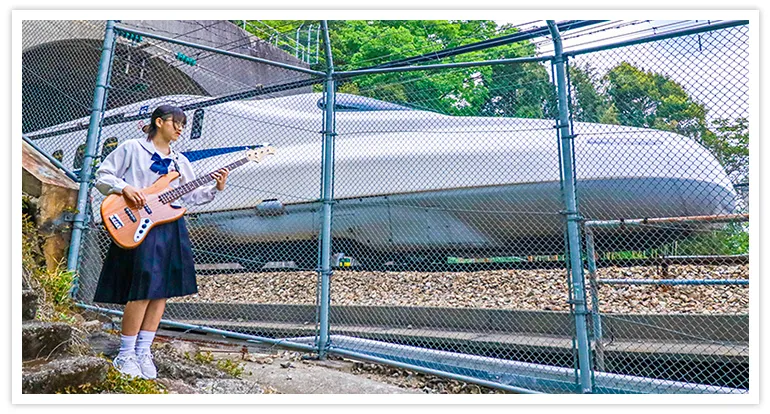 第9回 グランプリ 「JKの音色vs時速270km」