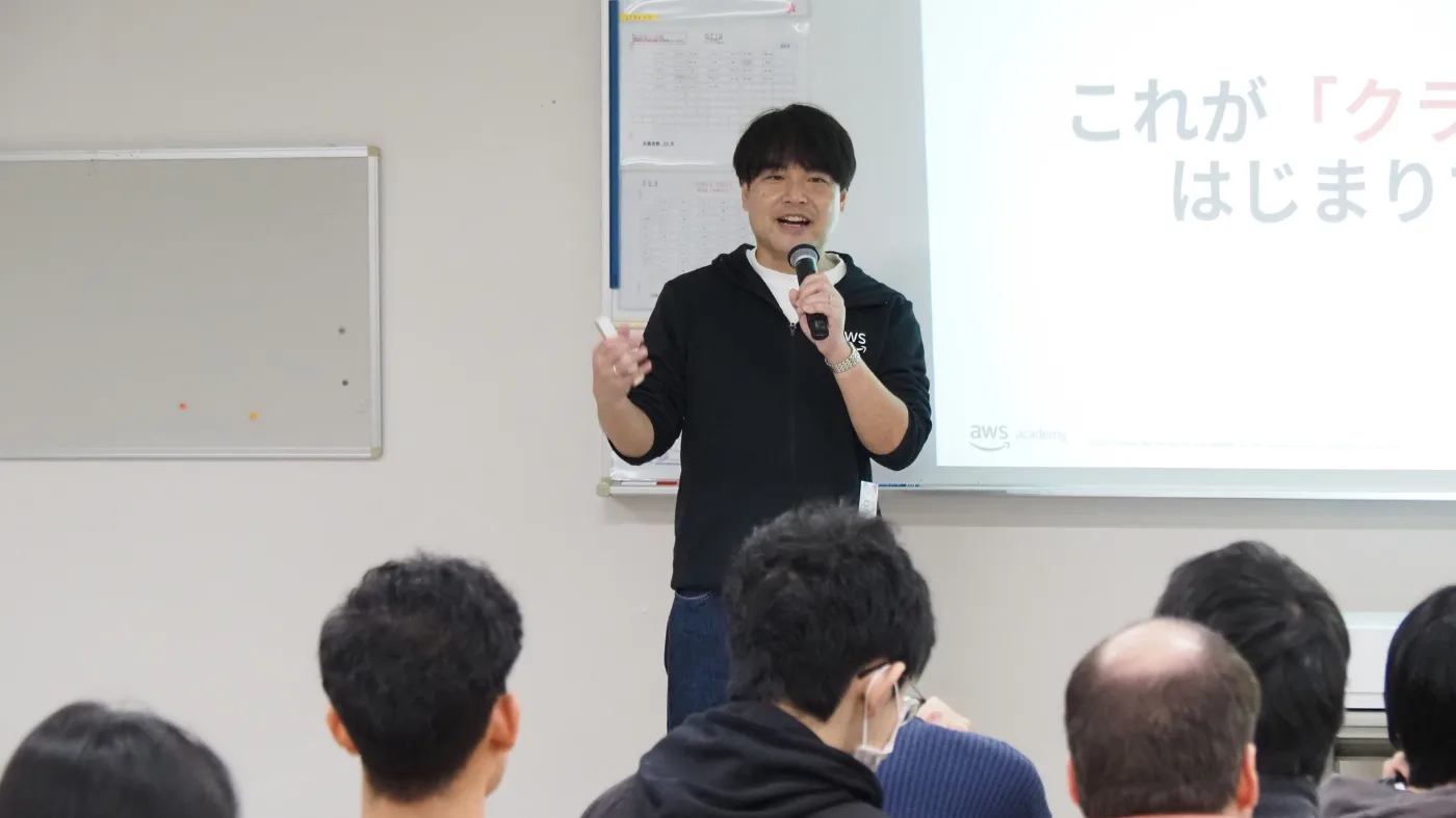 平賀 博司氏講義の様子