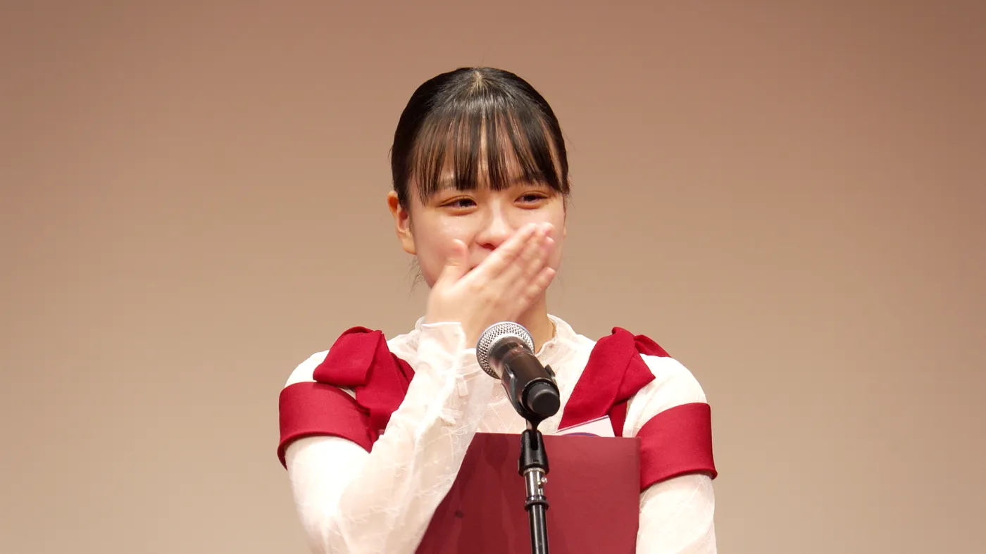 受賞した郡司さん