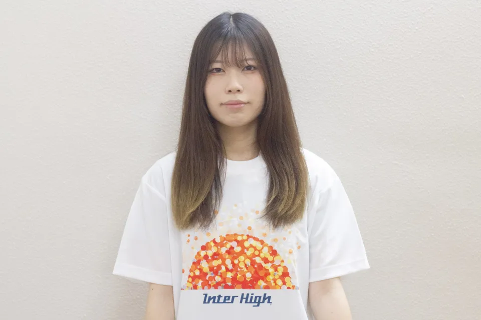 最優秀賞デザインTシャツの着用写真