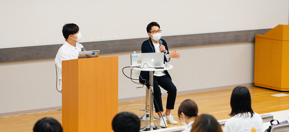 講演風景＿髙橋洋人監督