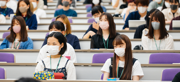 講演風景＿日本工学院