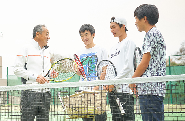 スポーツ健康学科 テニスコース